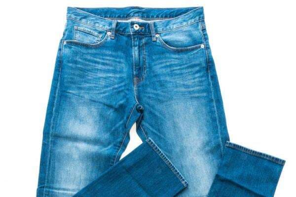 4 Cara Kecilkan Celana Jeans, Mudah Dilakukan di Rumah!