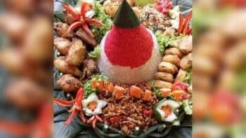 10 Makanan Asli Indonesia Identik dengan HUT RI 17 Agustus, Tumpeng hingga Ketan Sepit