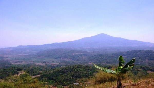 Cerita Rakyat Jawa Barat, Legenda Gunung Tampomas Penuh Misteri dan Keramat
