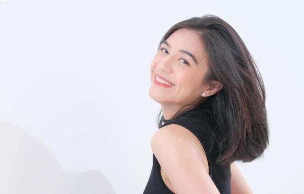 5 Potret Gaby Mantan Personel JKT48, si Cantik nan Elegan