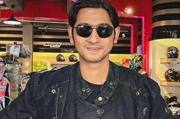 Deretan Mantan Pacar Arya Saloka, Pemeran Aldebaran Ikatan Cinta