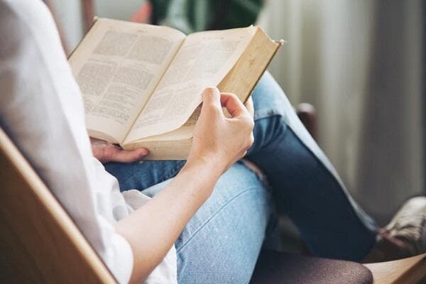 Unsur Intrinsik dalam Cerita Pendek, Pelajari di Sini