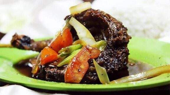 Resep Bebek Lada Hitam, Empuk, Bumbunya Meresap, Maknyus!