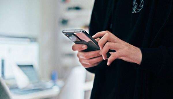 Kehabisan Baterai di Luar Rumah? Begini Cara Sewa Power Bank di ReCharge Station