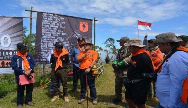 Kenang Pendaki Gugur, Pencinta Alam Kumpul di Gunung Batu Lembang KBB