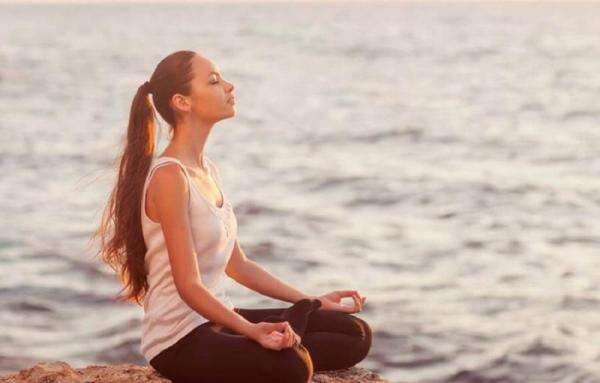 Posisi Lotus Itu Apa? Salah Satu Posisi yang Populer Saat Yoga