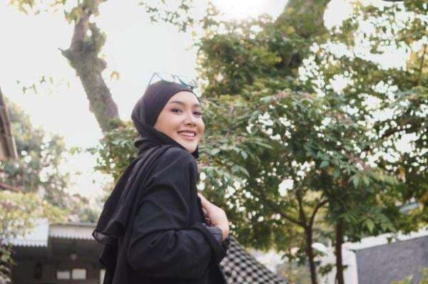 Merasa Risih Disebut Hijrah, Cita Citata: Menutup Aurat Itu Kewajiban kan?