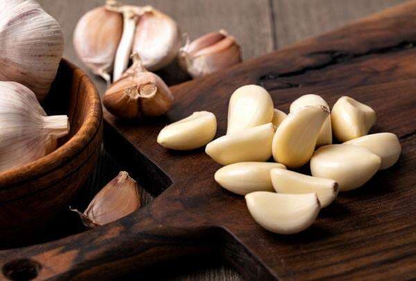 3 Cara Alami Hilangkan Ngilu Gigi Berlubang, Ramuannya Gampang Banget