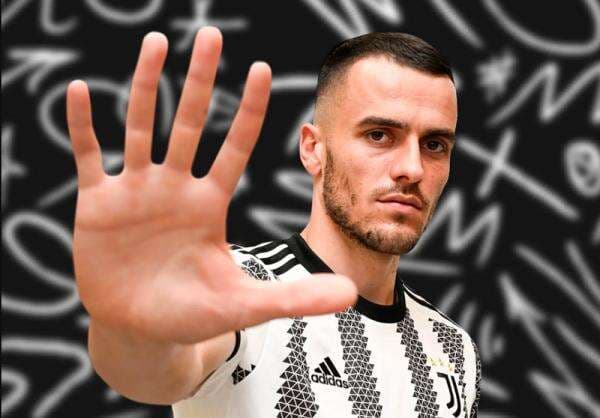 Juventus Resmi Datangkan Filip Kostic dari Eintracht Frankfurt