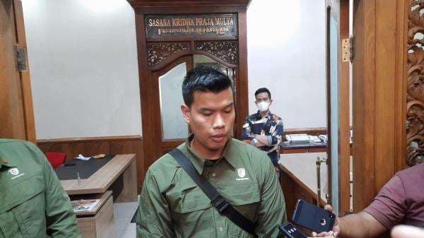 Reaksi Spontan Copot Masker Paspampres Jadi Sorotan, Begini Jawaban Gibran Reaksi Spontan Copot Masker Paspampres Jadi Sorotan, Begini Jawaban Gibran