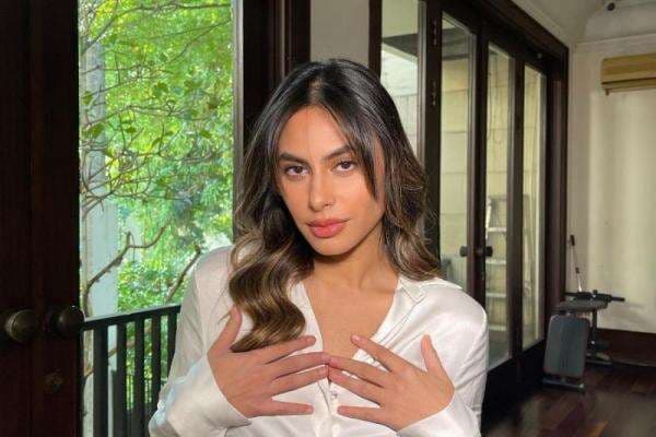 Terkuak! Valerie Thomas Ternyata Sudah Menjalin Kisah Asmara Selama 5 Tahun dengan WNA