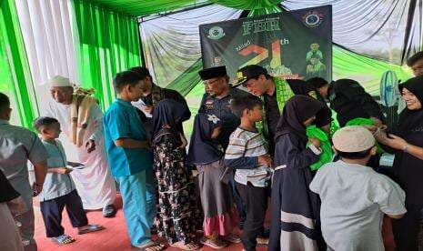 Sambut Muharram, FBR Gardu Macan Selon Sawangan Gelar Santunan Yatim