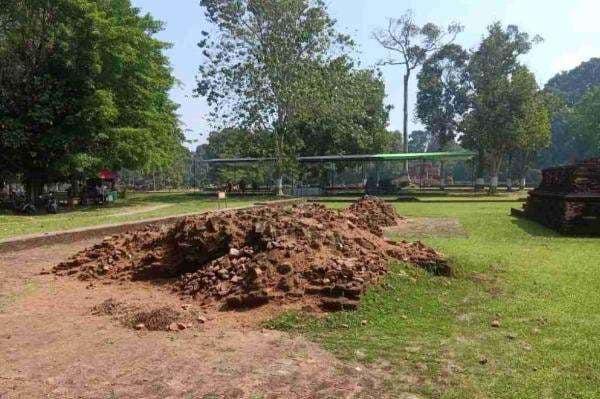 Harta Karun Ilmu di Pulau Emas