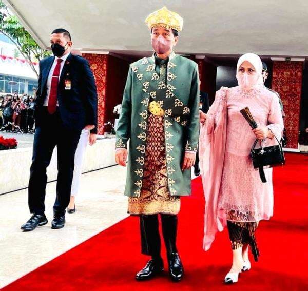 Ini Arti Baju Paksian dengan Motif " Pucuk Rebung" yang Dipakai Presiden Jokowi Pada Pidato Kenegara