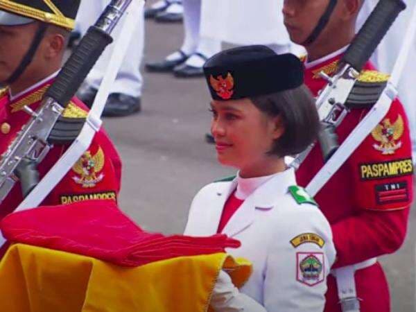 Profil I Dewa Ayu Firsty, Pembawa Baki Bendera Merah Putih saat Upacara  HUT RI ke-77