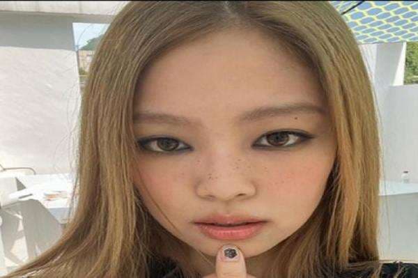 5 Makanan Favorit Jennie BLACKPINK, Mulai Ramen hingga Es Krim 5 Makanan Favorit Jennie BLACKPINK, Mulai Ramen hingga Es Krim