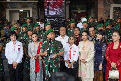 Jenderal Dudung Luncurkan Lagu Satria Indonesia, Dinyanyikan Yuni Shara, Memes, Ita Purnamasari, Vina Panduwinata dan Trie Utami
