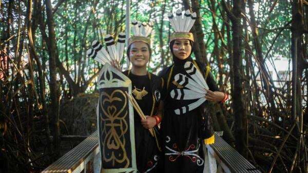 Bunga Bangsa Kolaborasi dengan Ayuenstar Jebolan Indonesian Idol, Aransemen Ulang 6 Lagu Daerah dengan Genre Progressive Metal