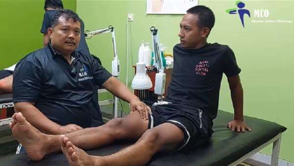 Mengenal Sosok Arif Setiawan, Masase Cedera Olahraga Langganan Pemain Liga 1 Mengenal Sosok Arif Setiawan, Masase Cedera Olahraga Langganan Pemain Liga 1