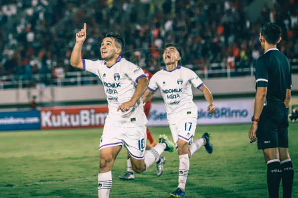 Ezequiel Vidal Sebut Liga 1 Sama Kompetitifnya dengan Liga Aegentina