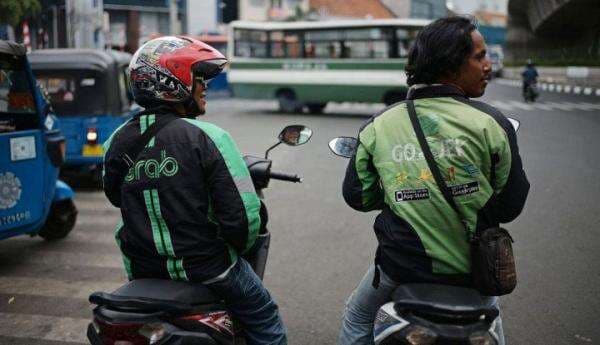 Kenaikan Tarif Ojol Bisa Bikin Pendapatan Driver Turun Lantaran Penumpang Sepi Kenaikan Tarif Ojol Bisa Bikin Pendapatan Driver Turun Lantaran Penumpang Sepi