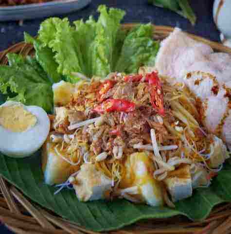 Bingung Mau Makan Siang Apa, Yuk Cobain Makan Khas Betawi yang Satu Ini, Dijamin Kamu Ketagihan Bestie