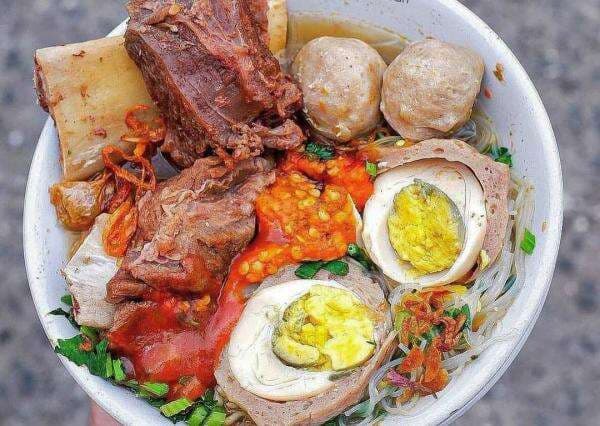 Wisata Kuliner Bakso Paling Enak di Bandung, Nikmatnya Bikin Nagih