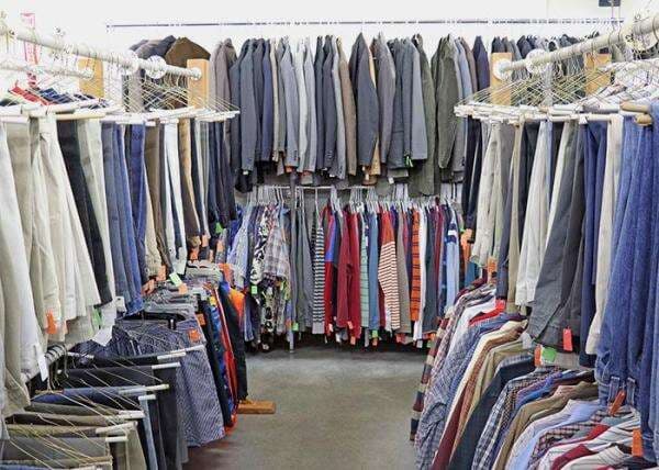 Deretan Tempat Wisata Belanja Murah di Bandung yang Wajib Dikunjungi Deretan Tempat Wisata Belanja Murah di Bandung yang Wajib Dikunjungi