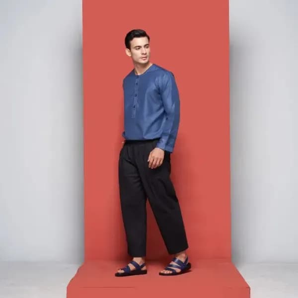 5 Tips Memilih Celana Cingkrang yang Sedang Tren