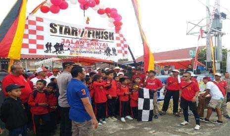 Rayakan HUT RI ke-77, Ribuan Warga Nagari Sungai Jambu Gelar Kegiatan Jalan Santai