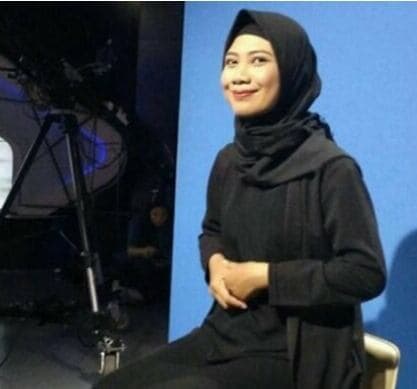 Kisah Winda Utami Juru Bahasa Isyarat yang Viral Joget Lagu Ojo Dibandingke Kisah Winda Utami Juru Bahasa Isyarat yang Viral Joget Lagu Ojo Dibandingke