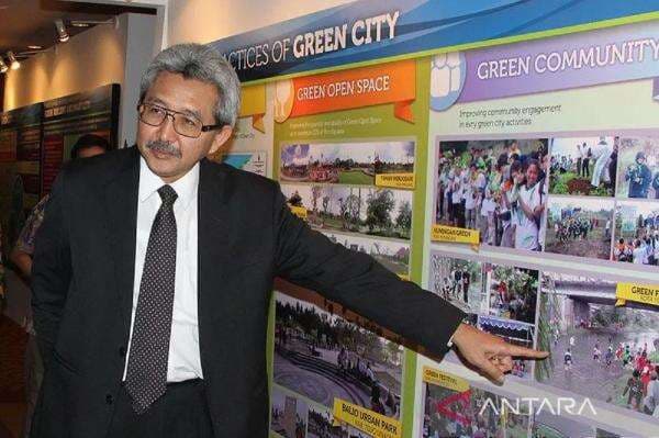 Profil Ahmad Hermanto Dardak, Ayah Wagub Jatim yang Baru Meninggal