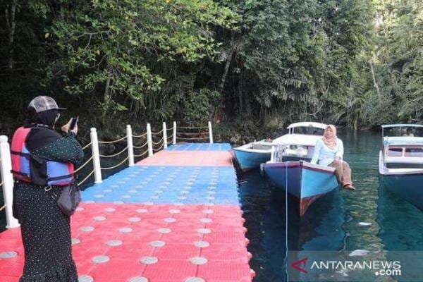 Yuk Liburan ke Danau Labuan Cermin di Berau, Indah Banget