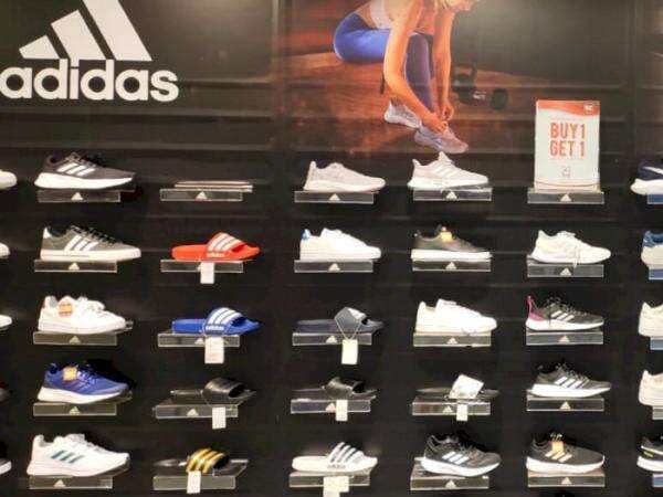 Diskon Lagi! Adidas dan Converse Beli 1 Gratis 1, Nike Cuma Rp100 Ribuan,  Tokonya di Sini