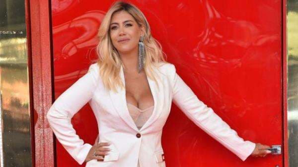 Bursa Transfer: Bikin Ruang Ganti Makin Toxic! Wanda Nara Bocorkan Icardi Gabung Manchester United?