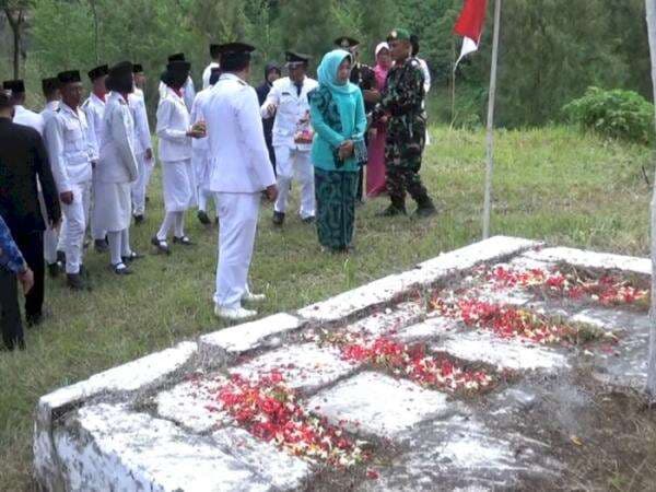 Misteri 4 Makam Tanpa Nama di Lereng Bromo, Selalu Ditaburi Bunga Pada Tanggal Ini