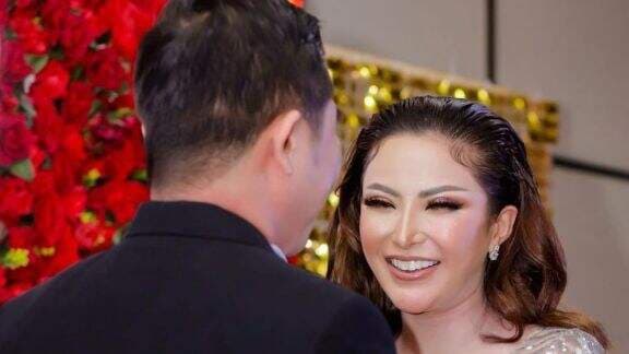 Putus dari Zikri Daulay, Ayu Aulia Mendadak Bagikan Momen Tunangan, Denise Chariesta: Bukti Cewek Gila Bisa Dapat Jodoh