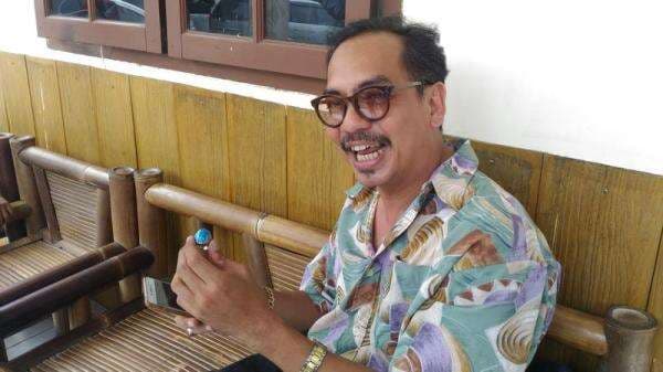 Indra Birowo Bangga, sang Istri Berangkatkan Mahasiswi ISWI Fashion Academy Sekolah Fesyen di Paris Indra Birowo Bangga, sang Istri Berangkatkan Mahasiswi ISWI Fashion Academy Sekolah Fesyen di Paris