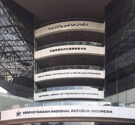 Berkunjung ke Perpusnas, Perpustakaan Setinggi Tugu Monas
