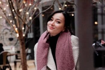 5 Artis Indonesia Pindah Agama dan Dapat Nama Baru