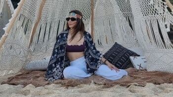 Wulan Guritno Bergaya ala <i>Gypsy Woman</i> di Bali, Stunning Pakai Bra!