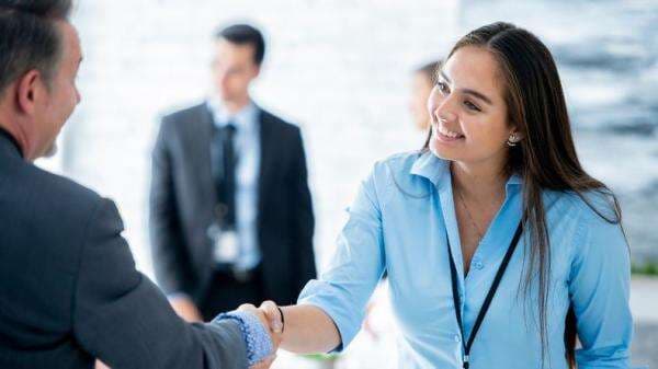 7 Contoh Perkenalan Diri dalam Bahasa Inggris Beserta Artinya