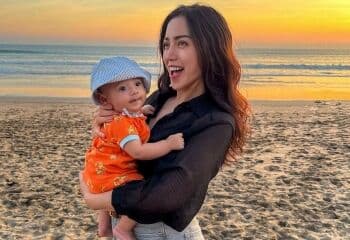 Potret Seksi Jessica Iskandar Asyik Momong Anak Kedua di Pinggir Kolam, Netizen: Body Goals!