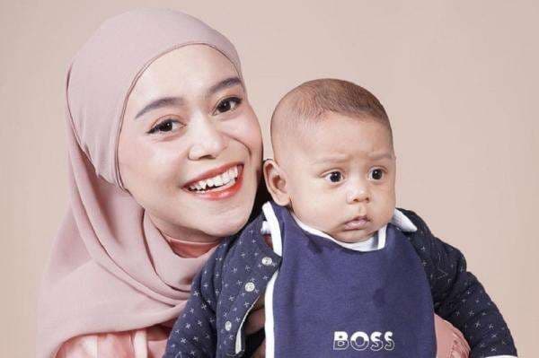 9 Potret Kebersamaan Lesti Kejora dan Baby L, Bikin Gemas