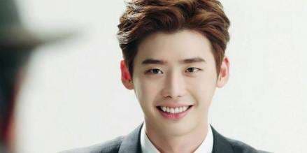 Pemain `Big Mouth` Lee Jong Suk Masuk Deretan Aktor Korea dengan Honor Termahal