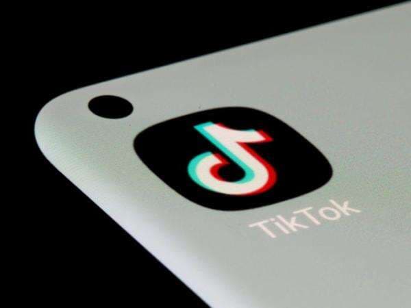 Jadwal Posting Konten TikTok Terbaik 2022, dijamin Langsung FYP!