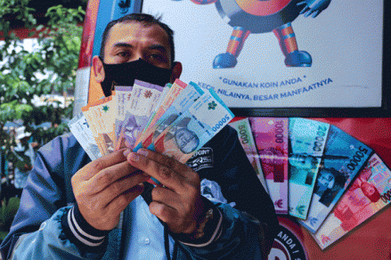 Kisah Uang Baru Rp5.000, dari KH Idham Chalid hingga Tari Gambyong