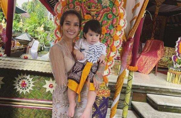 Profil Sheila Marcia: Dulu Artis Kontroversi, Damai di Bali