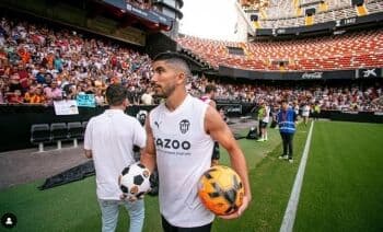 PSG Disebut Capai Kesepakatan dengan Bintang Valencia Carlos Soler