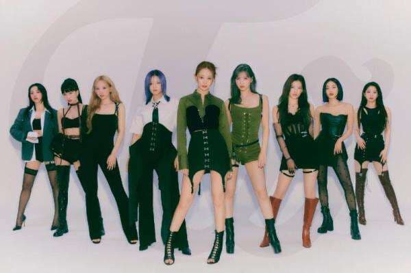 Lirik Lagu Talk That Talk - TWICE dan Terjemahan